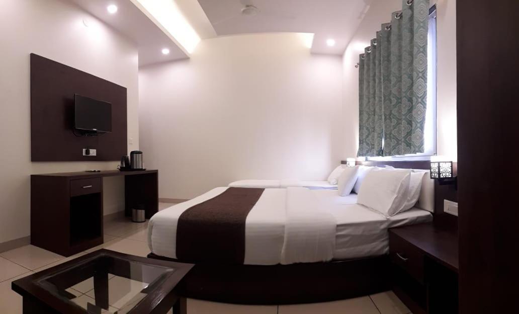 Hotel Paradise Inn Udaipur Eksteriør bilde