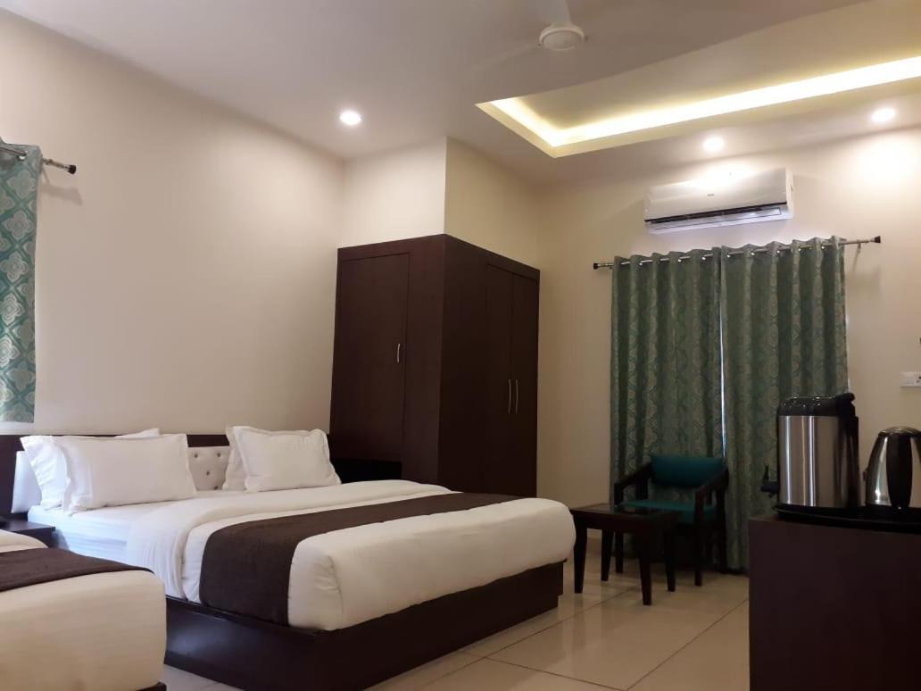 Hotel Paradise Inn Udaipur Eksteriør bilde