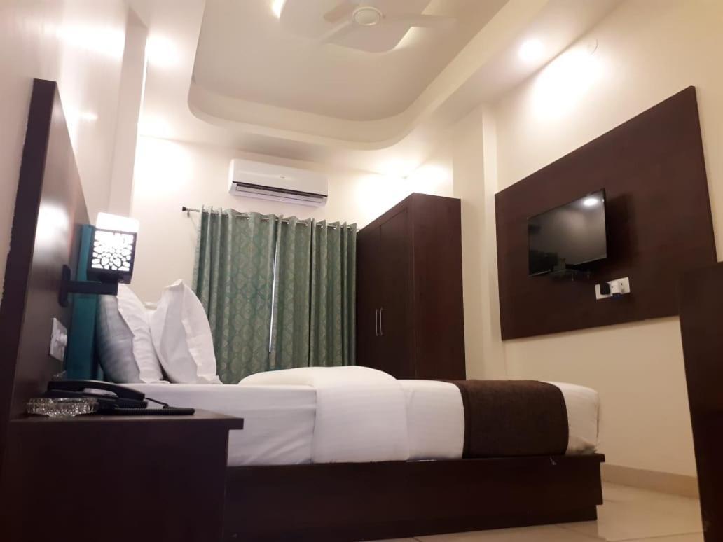 Hotel Paradise Inn Udaipur Eksteriør bilde