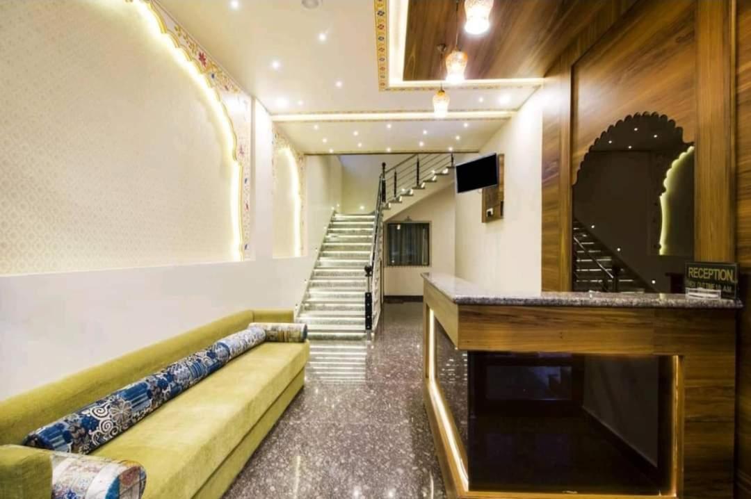 Hotel Paradise Inn Udaipur Eksteriør bilde